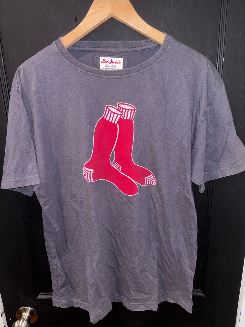 Red Jacket Boston Red Sox Socks Logo Gray T-Shirt XL Cooperstown